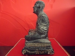 พระบูชาหลวงปู่ทวด หน้าตัก ๓ นิ้ว เลขใต้ฐาน ๖๒๙ พร้อมจาร เหมาะแก่การบูชาเป็นอย่างยิ่ง