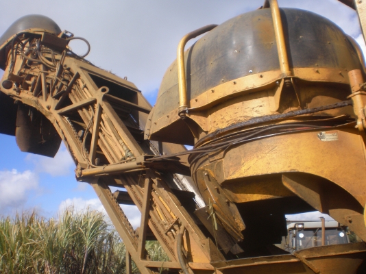 ขายรถตัดอ้อย CAMECO 3500