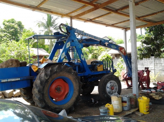 ***ขายแล้วครับขอบคุณ Truck2hand ***ปรับราคาขายรถไถพร้อมคีบ สภาพดี รถไถFORD6800 T2 เครื่องแน่นติดง่าย ปั๊มดี ยางดี4เส้นคานหน้าเปลี่ยนใหม่ ใหญ่กว่าเดิม พร้อมอุปกรณ์คีบ ของ อ.เกษตรรุ่งเรือง หนองกี่ คีบประมาณ2ปี ไม่เคยใ้ช้งานนอก คีบแต่งานเจ้่ของเอง สภาพสวย แข