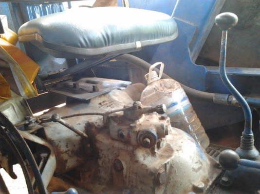 ***ขายแล้วครับขอบคุณ Truck2hand ***ปรับราคาขายรถไถพร้อมคีบ สภาพดี รถไถFORD6800 T2 เครื่องแน่นติดง่าย ปั๊มดี ยางดี4เส้นคานหน้าเปลี่ยนใหม่ ใหญ่กว่าเดิม พร้อมอุปกรณ์คีบ ของ อ.เกษตรรุ่งเรือง หนองกี่ คีบประมาณ2ปี ไม่เคยใ้ช้งานนอก คีบแต่งานเจ้่ของเอง สภาพสวย แข