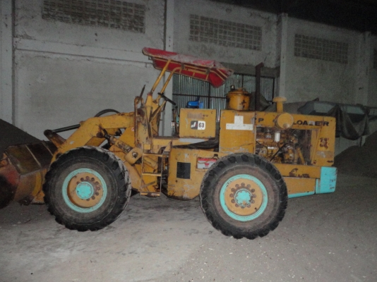 ขายรถตักโคมาสุ รุ่น JH63 ราคา 470000 บาท ด่วน โทร 0877128816