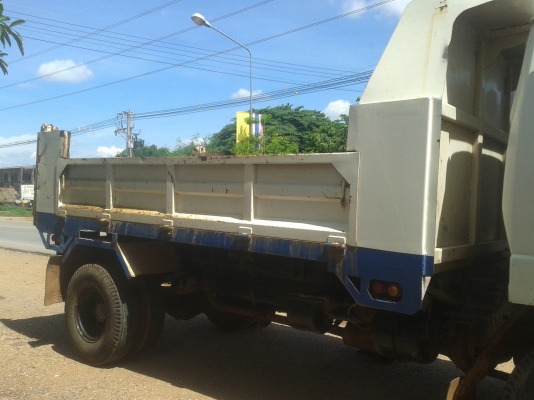 ขาย 6 ล้อดั้ม HINO FC 150 แรง (FC142A)(WO6D) ปี 42 ดั้มยิงหน้า คัซซีใหญ่ ๆ ช่วงล่างใหญ่ F หน้า+หลังแล้ว พวงมาลัยพาวเวอร์ สภาพสวยมาก พร้อมใช้งานสุดๆ ขาย 6 ล้อดั้ม HINO FC 150 แรง (FC142A)(WO6D) ปี 42 ดั้มยิงหน้า คัซซีใหญ่ ๆ ช่วงล่างใหญ่ F หน้า+หลังแล้ว พวงมาลัยพาวเวอร์ สภาพสวยมาก พร้อมใช้งานสุดๆ