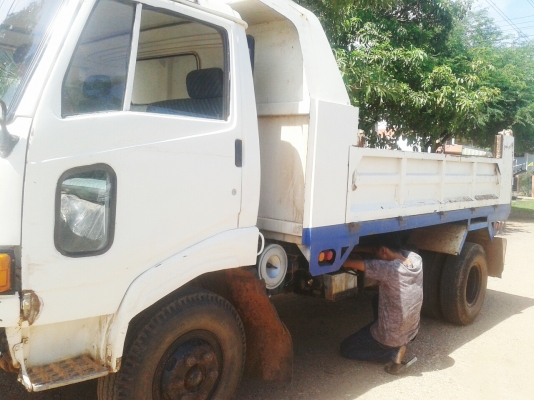 ขาย 6 ล้อดั้ม HINO FC 150 แรง (FC142A)(WO6D) ปี 42 ดั้มยิงหน้า คัซซีใหญ่ ๆ ช่วงล่างใหญ่ F หน้า+หลังแล้ว พวงมาลัยพาวเวอร์ สภาพสวยมาก พร้อมใช้งานสุดๆ ขาย 6 ล้อดั้ม HINO FC 150 แรง (FC142A)(WO6D) ปี 42 ดั้มยิงหน้า คัซซีใหญ่ ๆ ช่วงล่างใหญ่ F หน้า+หลังแล้ว พวงมาลัยพาวเวอร์ สภาพสวยมาก พร้อมใช้งานสุดๆ