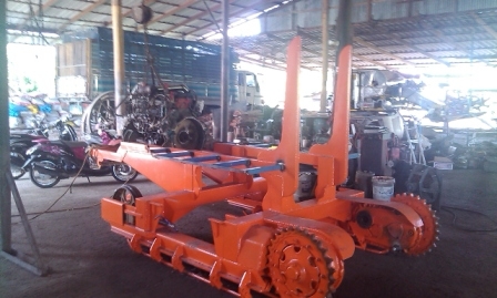 ขายรถตีดิน(ต่อใหม่) ราคา 1050000 บาท โทร 0850853022