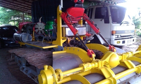 ขายรถตีดิน(ต่อใหม่) ราคา 1050000 บาท โทร 0850853022