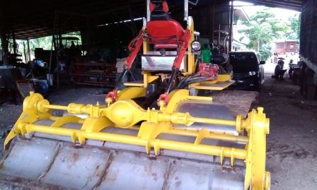 ขายรถตีดิน(ต่อใหม่) ราคา 1050000 บาท โทร 0850853022