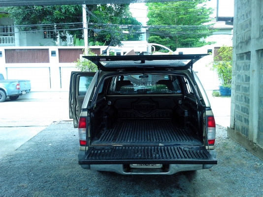 นิสสันฟรอนเทีย 4Dr 2.7