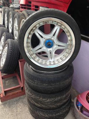 จำหน่าย ล้อรถยนต์ 4รู-5รู สภาพสวยๆ มาจากญี่ปุ่นหมดครับ