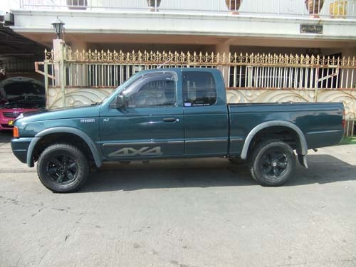 FORD RANGER 2.5 XLT 4X4 CAB ปี 2000 FORD RANGER 2.5 XLT 4X4 CAB ปี 2000
