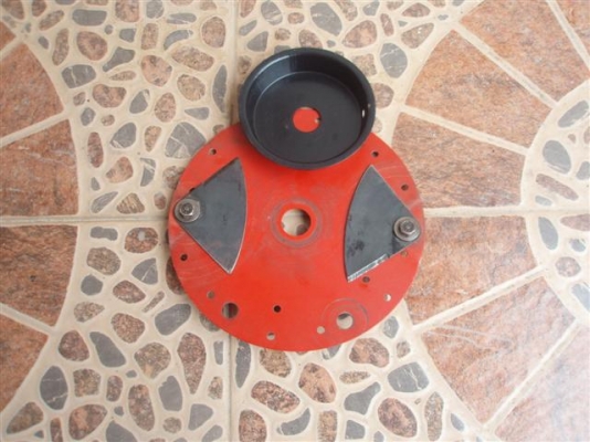 ใบมีดตัดหญ้า น้าหลุยส์ พร้อมถ้วยป้องกันหญ้าพัน