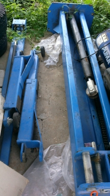 ขายลิฟยกรถไฮดรอลิค 3.5 ตัน