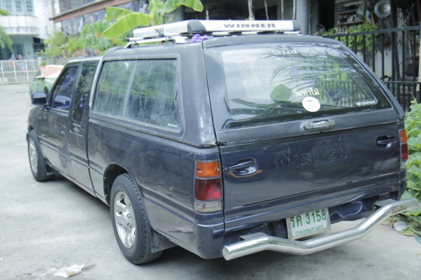 ขายด่วน อีซุซู หน้าย้อย