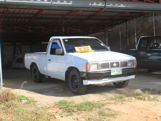 Nisan Big m ปี34 ตอนเดียว ผ้ากันความร้อน ตัวเลข อยู่ครบ