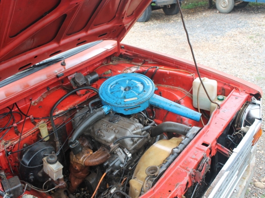 ฟอรด์ คูเรียร์ 4 ขอแท้แห้งๆ เลยครับสำหรับผู้ที่ชื่นชอบบอดี้นี้ครับ