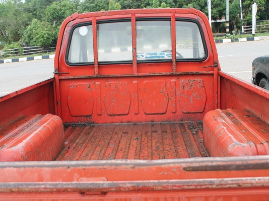 ฟอรด์ คูเรียร์ 4 ขอแท้แห้งๆ เลยครับสำหรับผู้ที่ชื่นชอบบอดี้นี้ครับ