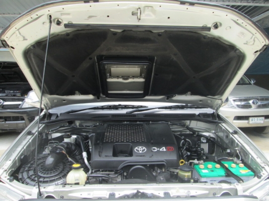 vigo 3.0G AT 4WD Double Cab สีบรอนด์เงิน ปี2007