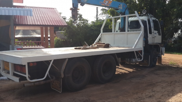 ขายรถ10ล้อติดเครน 3ตันสวยๆ