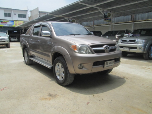 vigo 2.7G AT 4WD Double Cab สีบรอนด์ทอง ปี2005