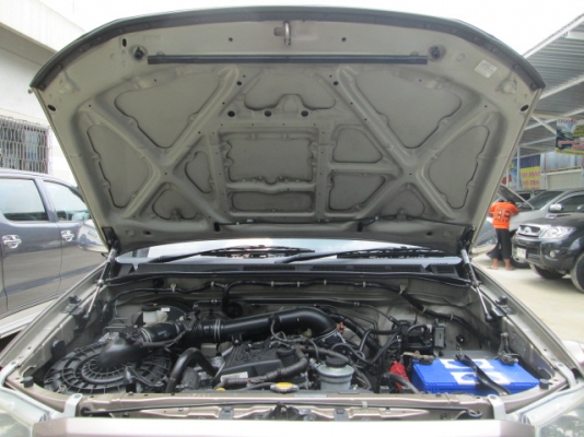 vigo 2.7G AT 4WD Double Cab สีบรอนด์ทอง ปี2005