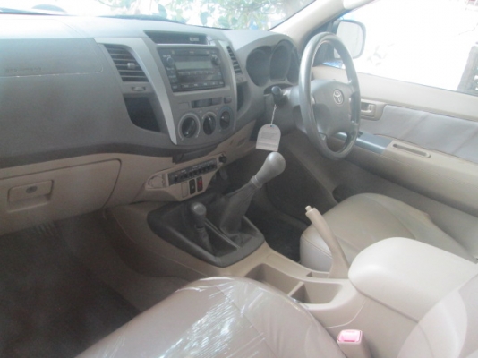 vigo 3.0G MT 4WD Smart Cab สีดำ ปี2008