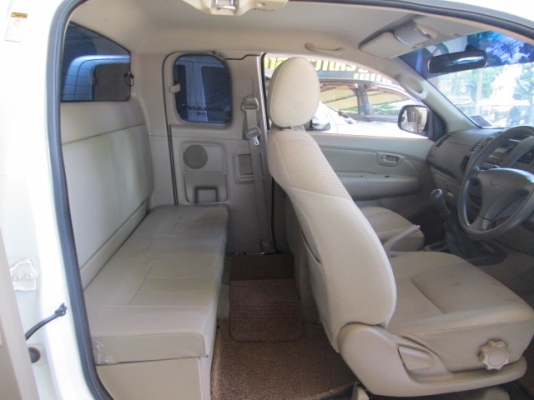 vigo 2.5E VNT MT 4WD Smart Cab สีขาว ปี2010