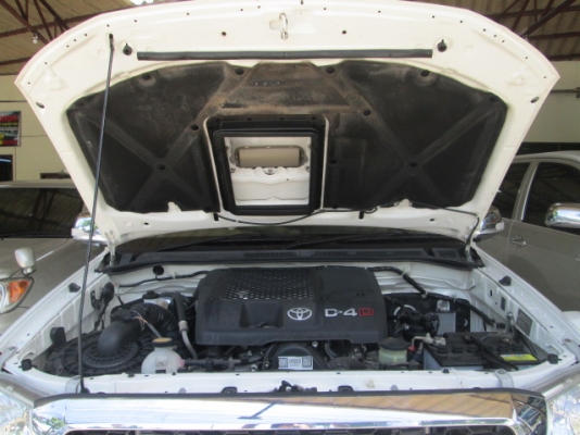 vigo 2.5E VNT MT 4WD Smart Cab สีขาว ปี2010