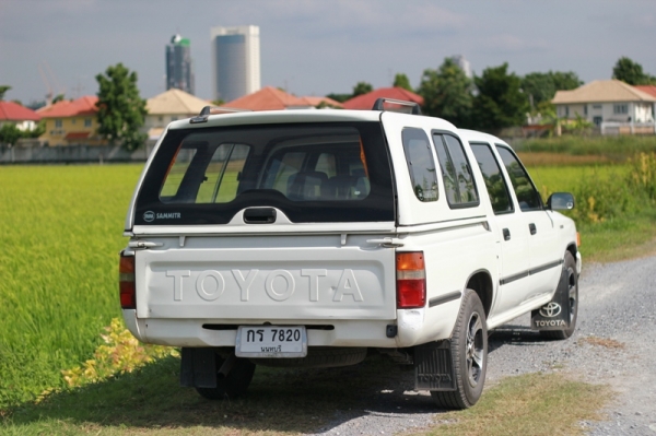 ขาย LN85 HILUX MIGHTY-X 2.5 DOUBLE CAB ดีเซล