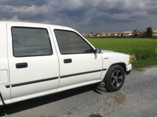 ขาย LN85 HILUX MIGHTY-X 2.5 DOUBLE CAB ดีเซล