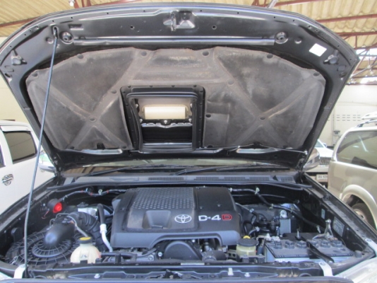 vigo 3.0E MT Prerunner Double Cab สีดำ ปี2006