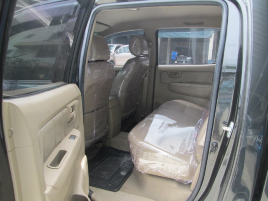 vigo 2.5E MT VNT Prerunner Double Cab สีดำ ปี2011