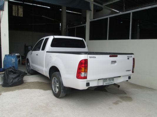 vigo 2.5E MT Extra Cab สีขาว ปี2007