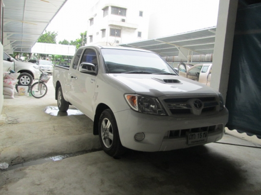 vigo 2.5E MT Extra Cab สีขาว ปี2007