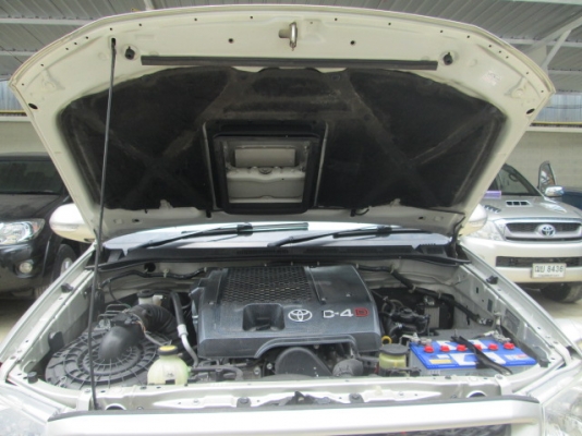 vigo 3.0G AT 4WD Double Cab สีบรอนด์เงิน ปี2008