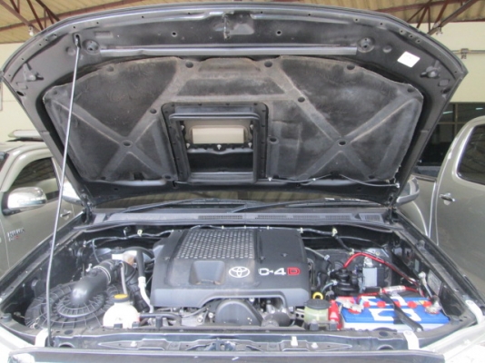 vigo 2.5E MT 4WD Double Cab สีดำ ปี2008