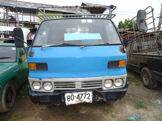 ขายรถบรรทุกใหญ่4ล้อ ISUZU ปี 2520 สภาพเครื่องดี พร้อมเอกสารโอน 150,000.- พร้อมใช้งาน อยู่เชียงใหม่ครับ