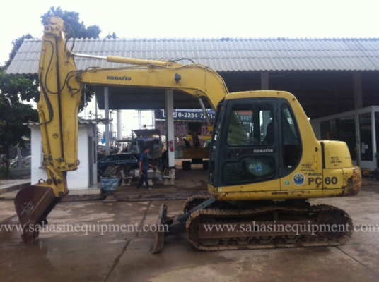 รถขุด PC60-7 รถนอก ขายถูก บจก.สหสินอีควิปเม้นท์ โทร.081-5851880, 02-5168100-1 www.sahasinequipment.com