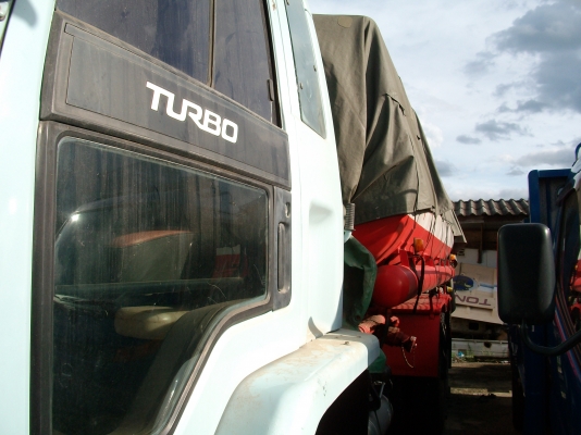 ขาย isuzu rocky 210 รถบรรทุกน้ำมัน ขาย isuzu rocky 210 รถบรรทุกน้ำมัน