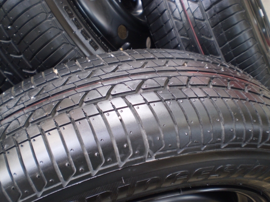 ขายยางป้ายแดง 175 65 15 บริสโตน