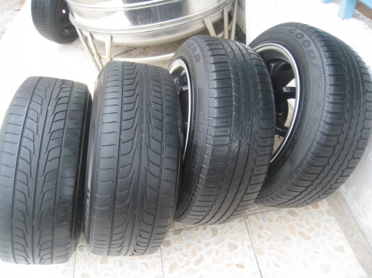 ขายล้อแม็ก Toyota vios 12ก้าน 15" x5.5" et45 4รู100 +ยางปี 12