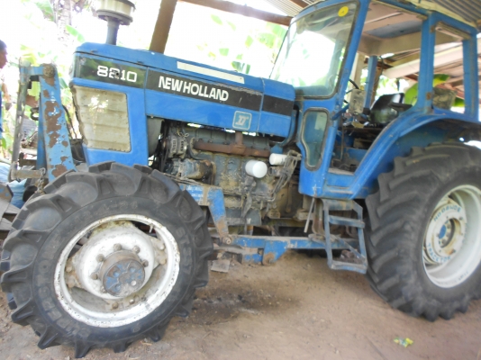 ขายตามสภาพ ฟอร์ด 8210 ขายตามสภาพ ฟอร์ด 8210