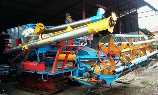 ขายรถเกี่ยวข้าวมือสองไทยเจริญ