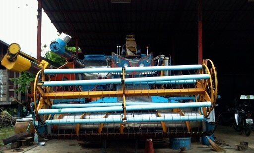 ขายรถเกี่ยวข้าวมือสองไทยเจริญ