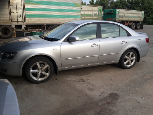 ขาย !! HUNDAI SONATA  แก๊ส NGV  2.0 144 แรงม้า ปี 52