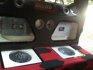 โตโยต้า ไมตี้เอ็ก 4 ประตู เดิมๆ เครื่อง 2.4 แอร์ เครื่องเสียง ทะเบียนพร้อม ทำสีใหม่ๆครับ