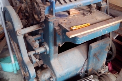 เครื่องใส 14 นิ้วสภาพเดิมๆครับขนาดหน้า 14 นิ้วครับ  มอเตอร์  3  แรงครับสวยๆครับราคานี้คุ้มครับไม่ต้องเบิกใหม่ครับ