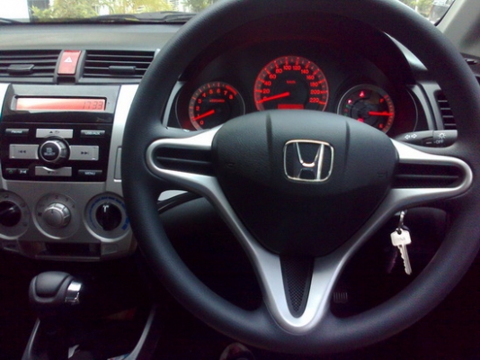 HONDA CITY i-VTEC รุ่นตกแต่งพิเศษSociety