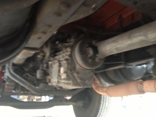 รถฮีโน่ 10 ล้อ FL3M รั่ว เปลื่ยนเครื่อง 220 แรงม้า  สนใจติดต่อ 081 - 6079515