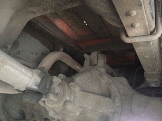 รถฮีโน่ 10 ล้อ FL3M รั่ว เปลื่ยนเครื่อง 220 แรงม้า  สนใจติดต่อ 081 - 6079515