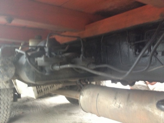 รถฮีโน่ 10 ล้อ FL3M รั่ว เปลื่ยนเครื่อง 220 แรงม้า  สนใจติดต่อ 081 - 6079515