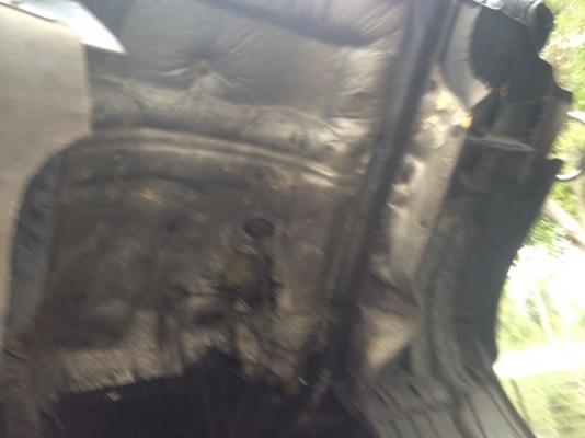 รถฮีโน่ 10 ล้อ FL3M รั่ว เปลื่ยนเครื่อง 220 แรงม้า  สนใจติดต่อ 081 - 6079515